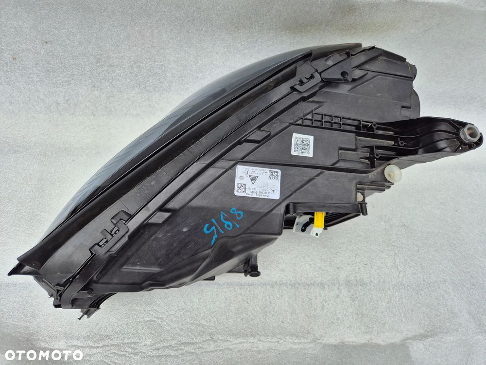 Lampa prawa Mercedes GLE W167 A1679068409 - 11
