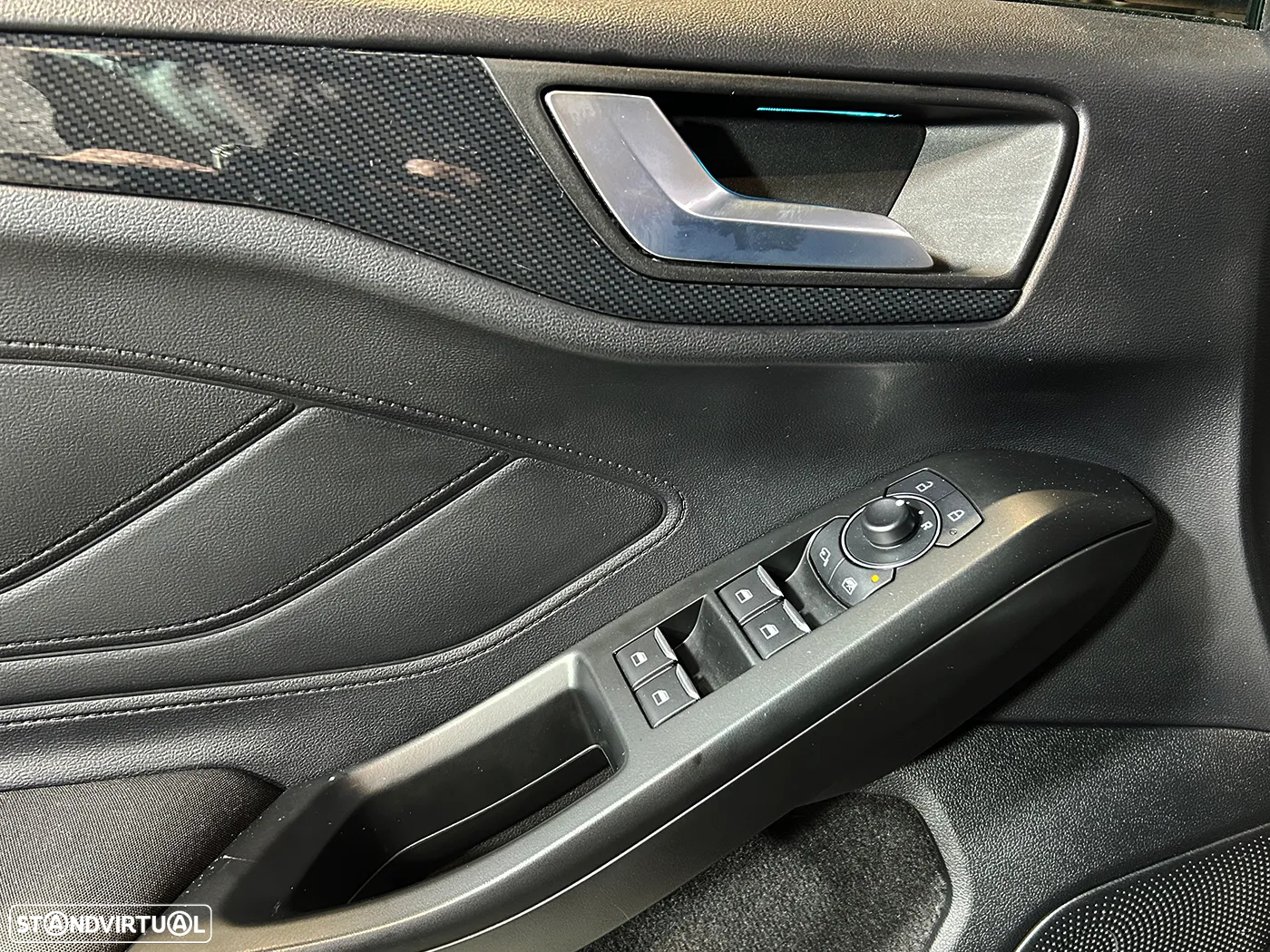 Ford Focus 1.0 EcoBoost MHEV ST-Line X Aut. - 21