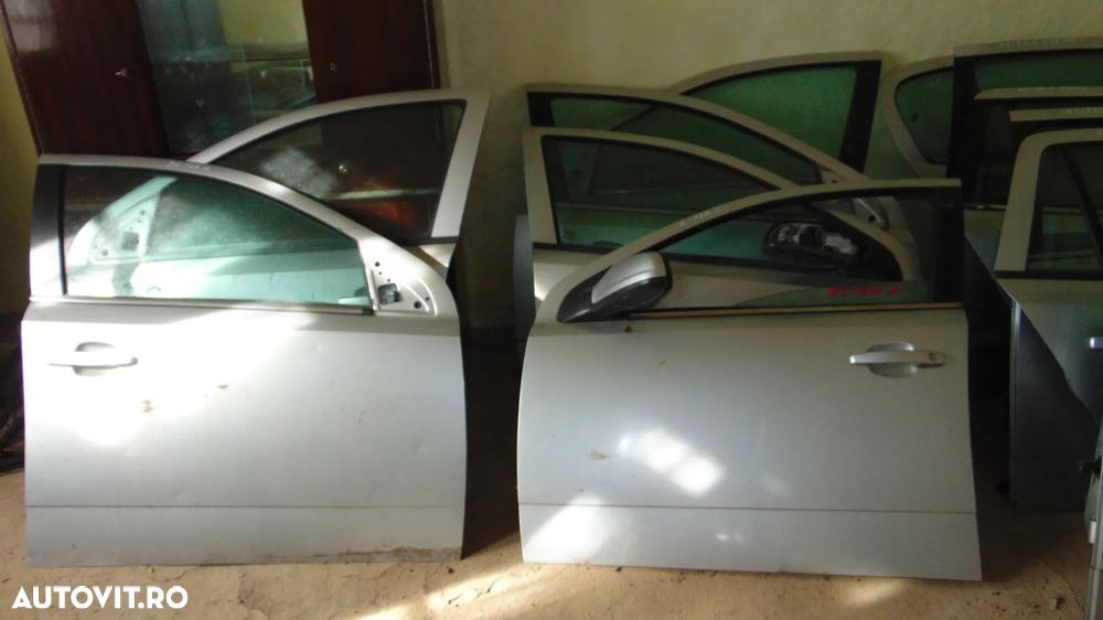 Usa/Usi/Portiere Opel Astra H Fata-spate,stanga-dreapta hachback-break an 2004-2010 - 1