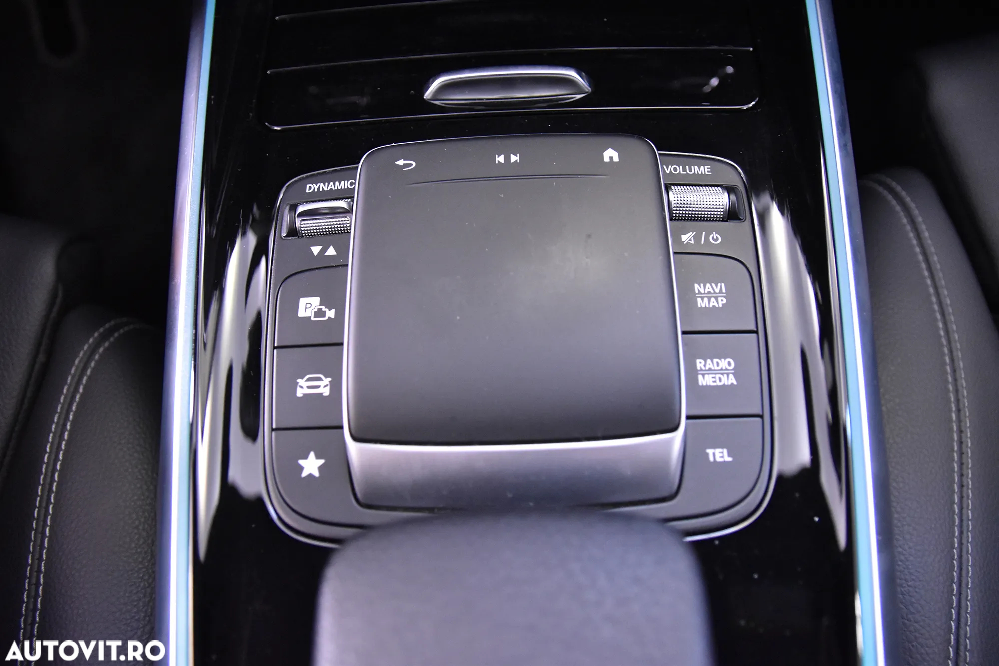 Mercedes-Benz GLB 220 d 4Matic 8G-DCT - 17