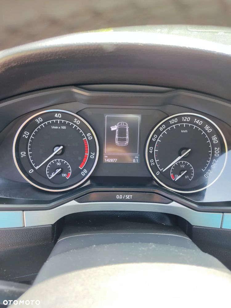 Skoda Superb 1.5 TSI Active - 14