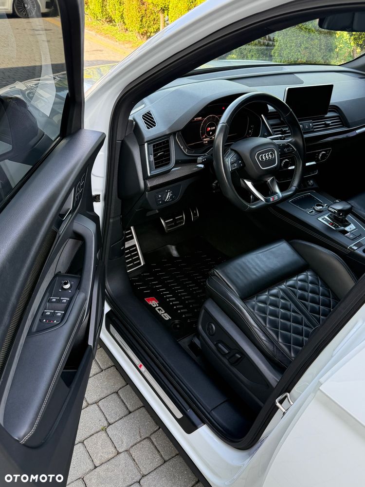 Audi SQ5 - 7