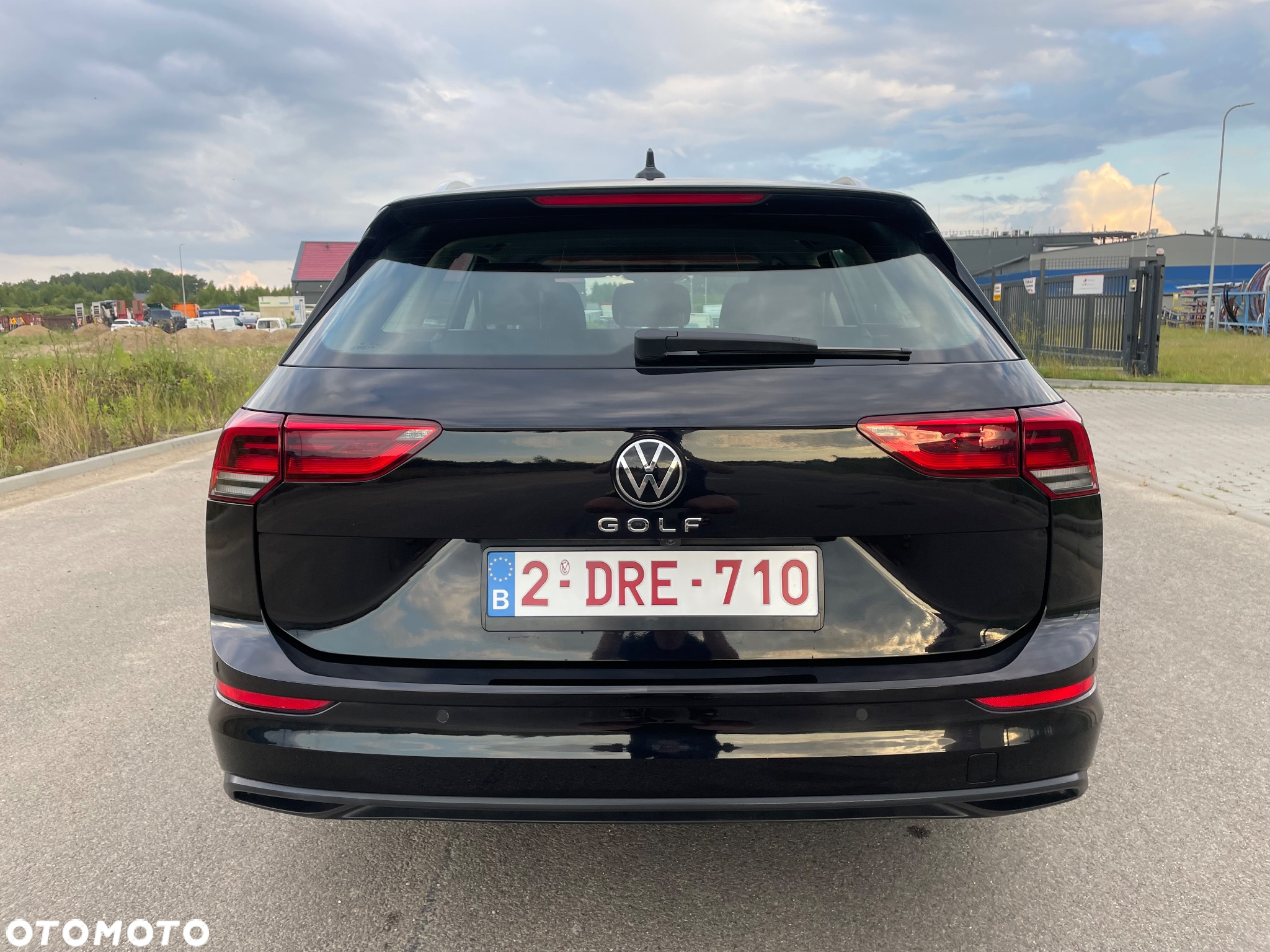 Volkswagen Golf Variant 1.0 TSI OPF Life - 5