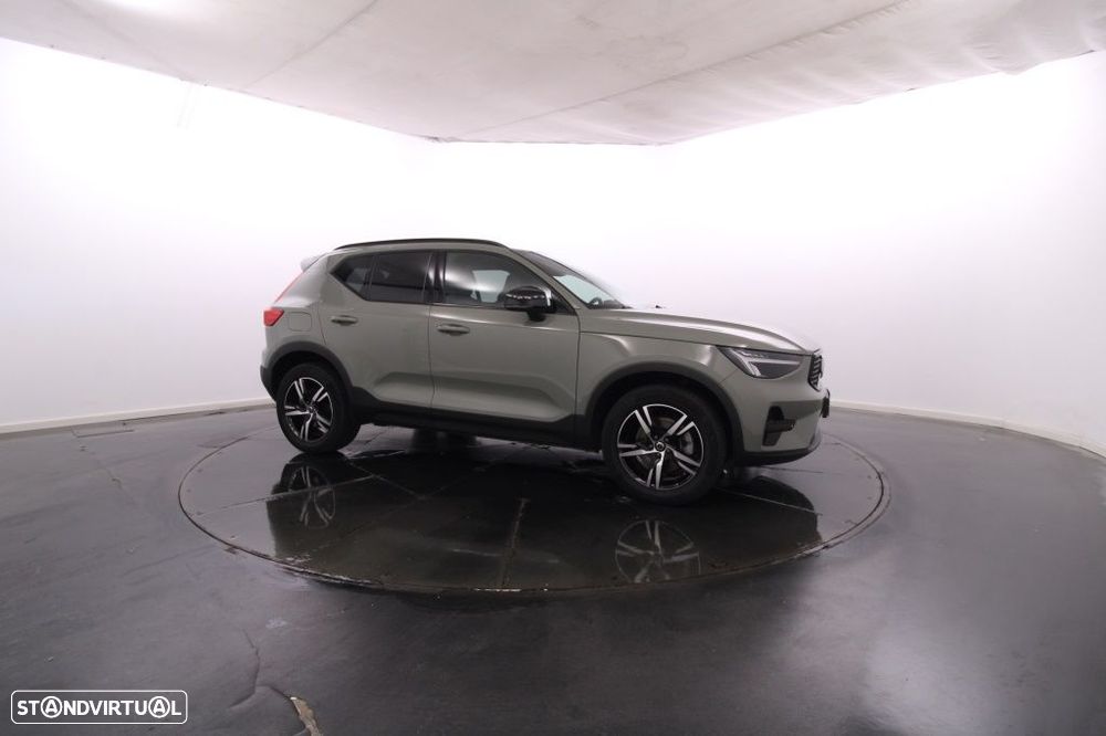 Volvo XC 40 2.0 B3 Plus Dark - 11