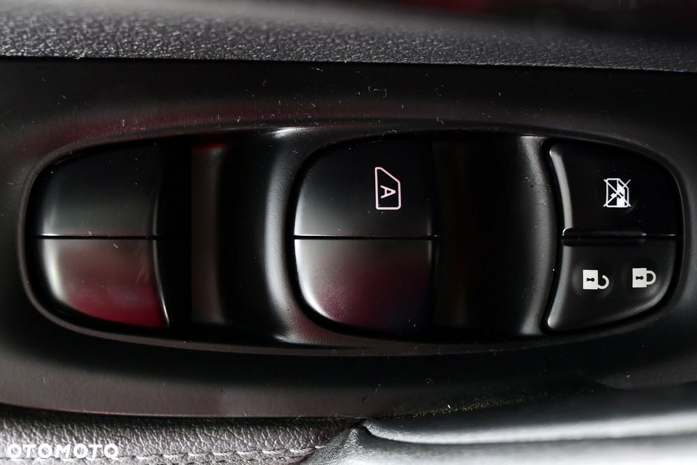 Nissan Qashqai 1.2 DIG-T Tekna+ - 33