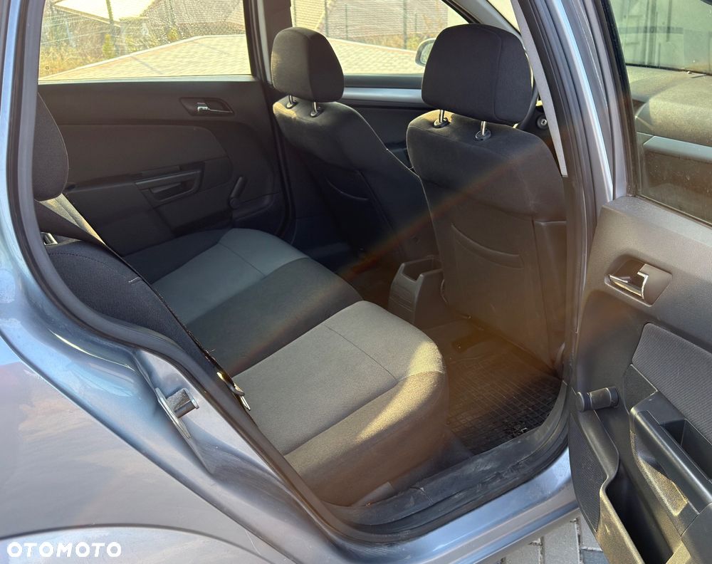 Opel Astra 1.6 Caravan Enjoy - 6