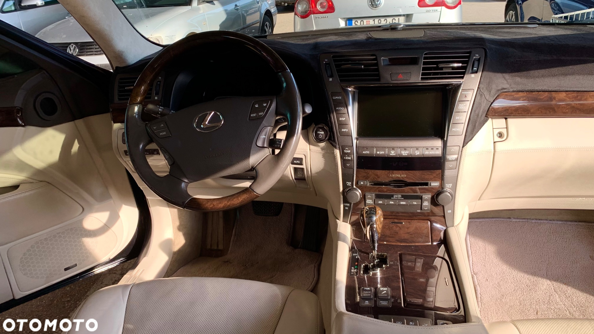 Lexus LS 600h Prestige - 5