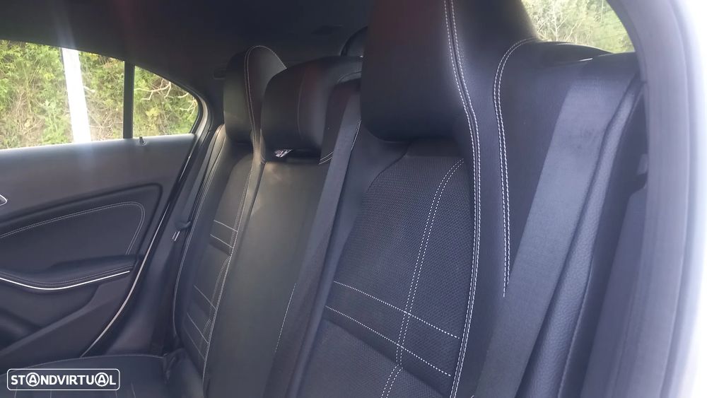 Mercedes-Benz A 180 CDI (BlueEFFICIENCY) Urban - 16