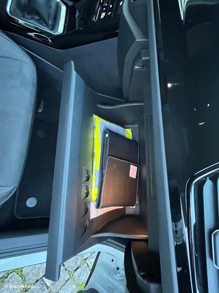 VW T-Roc 1.0 TSI Black Style - 19