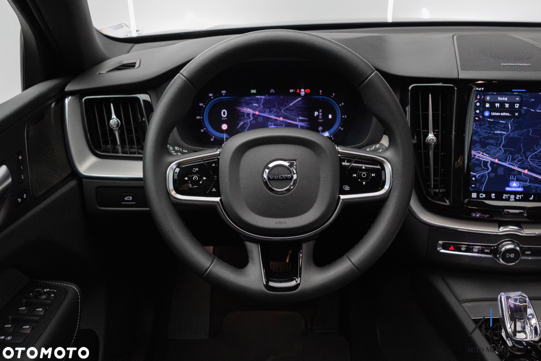 Volvo XC 60 B4 D AWD Plus Dark - 12