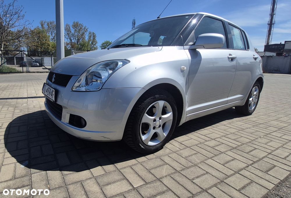 Suzuki Swift - 2