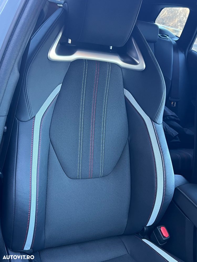 Toyota Corolla 1.8 HSD Dynamic GR Sport - 6