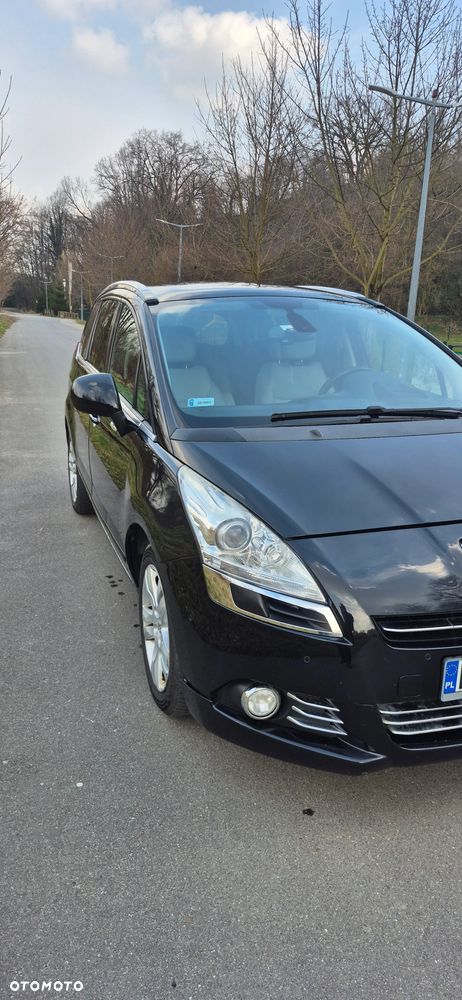 Peugeot 5008 - 4
