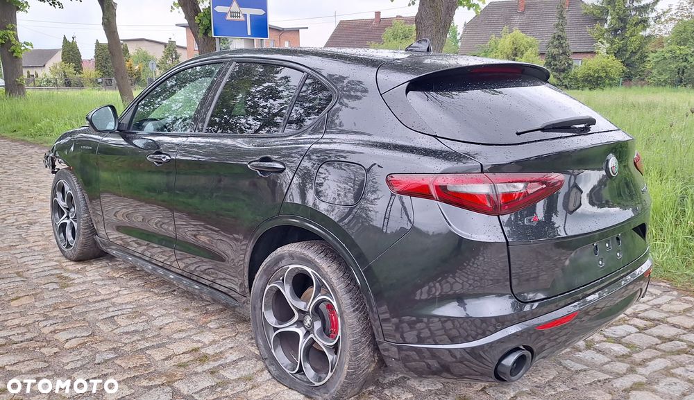 Alfa Romeo Stelvio 2.2 16V AT8 Q4 Veloce - 6