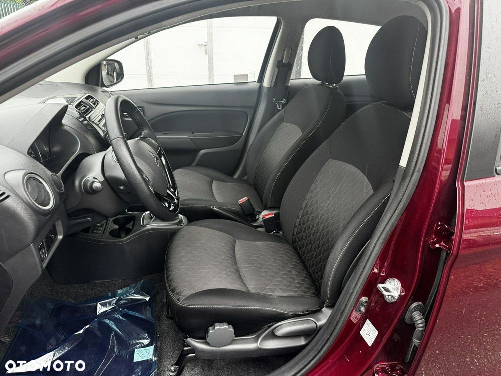 Mitsubishi Space Star - 14