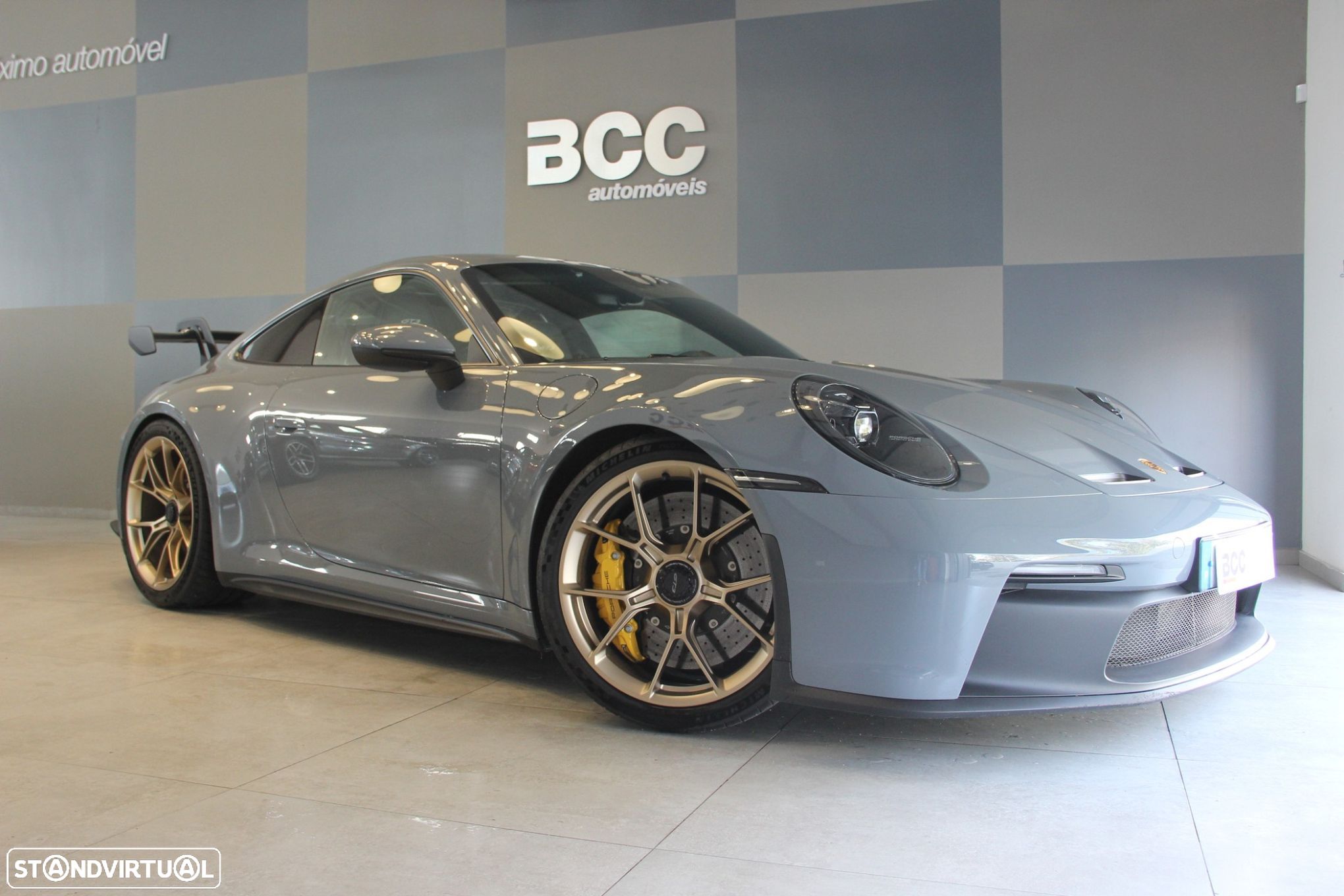 Porsche 911 (992) - 1
