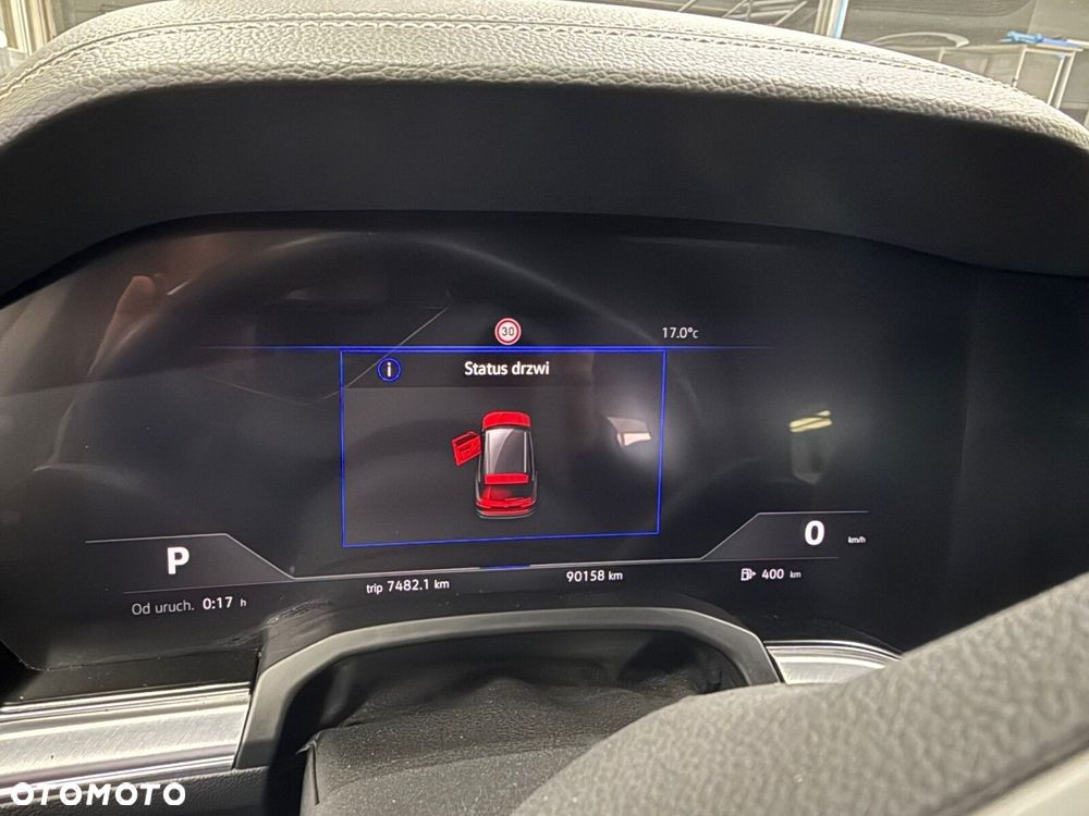 Volkswagen Touareg - 16