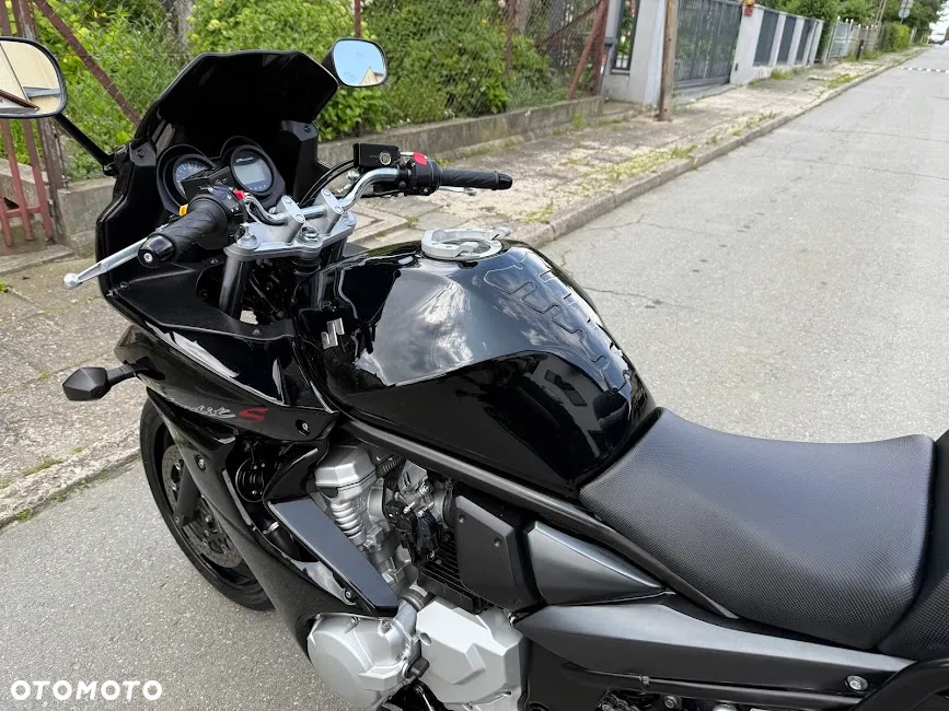 Suzuki V-STROM - 6