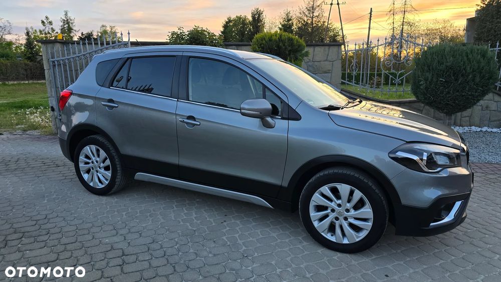 Suzuki SX4 S-Cross 1.4 T Elegance - 35