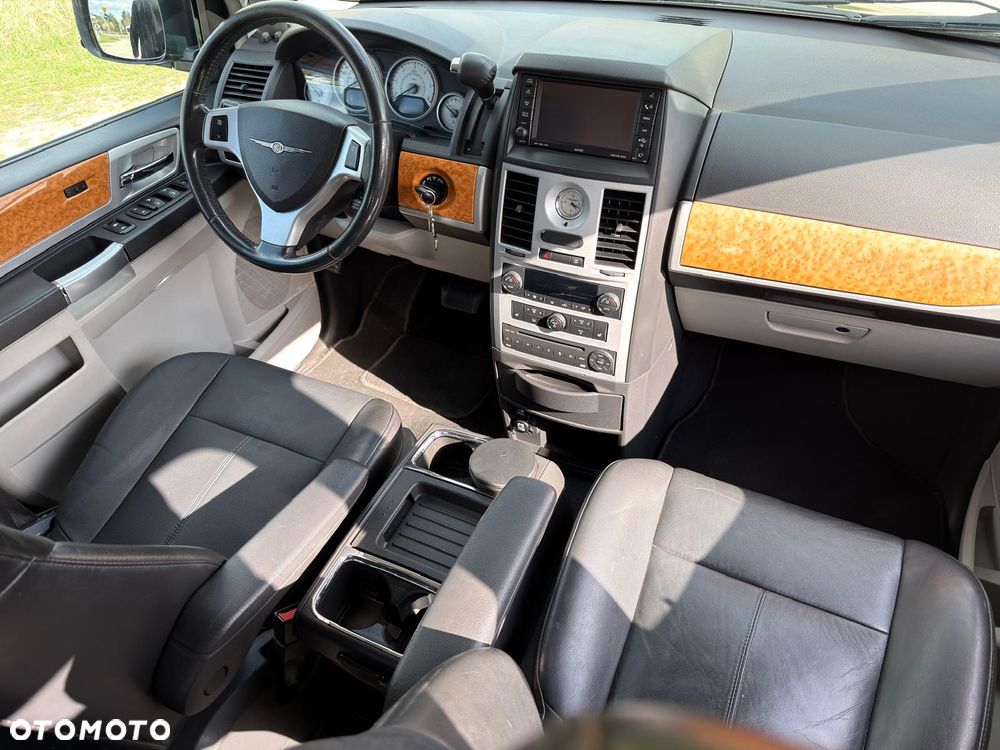 Chrysler Grand Voyager 2.8 CRD Limited - 27