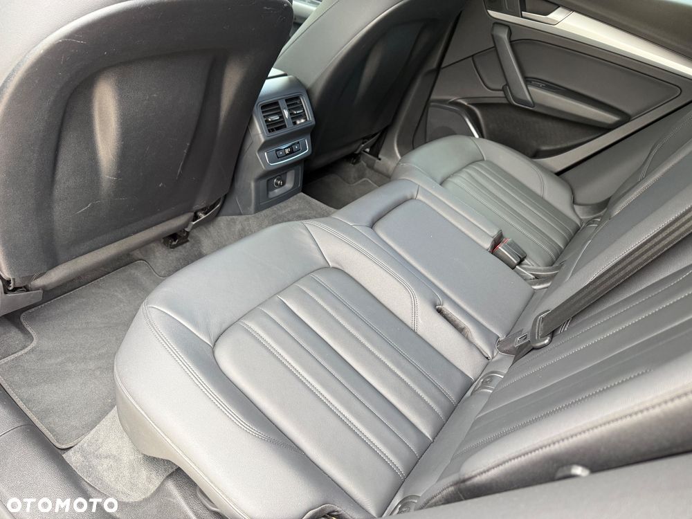Audi Q5 50 TFSIe quattro S tronic S line - 35