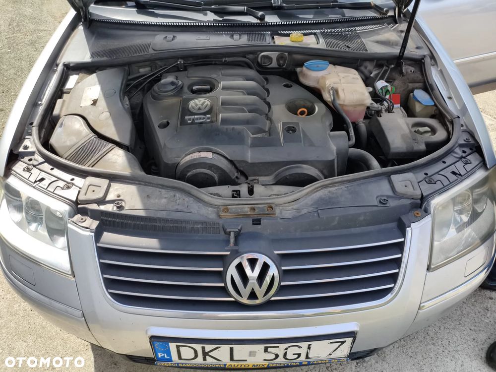 Volkswagen Passat 1.9 TDI Exclusive - 3