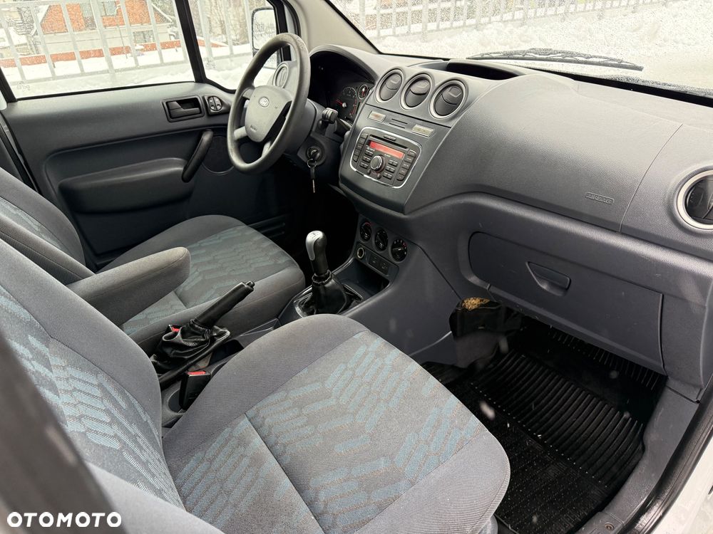 Ford Tourneo Connect - 9