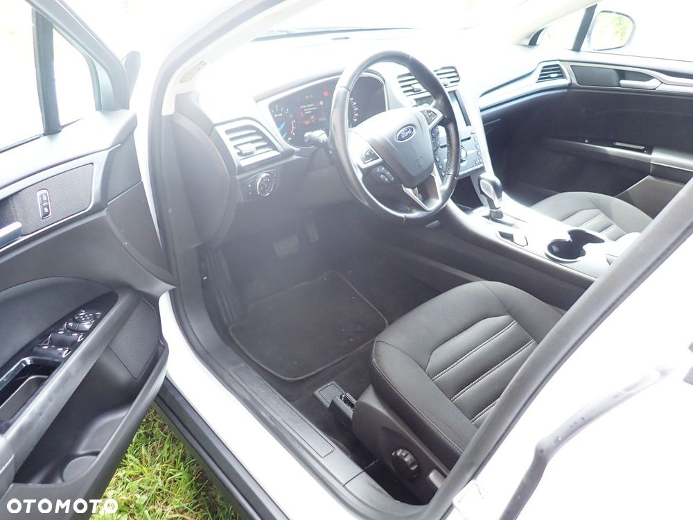 Ford Mondeo 2.0 TDCi Edition PowerShift - 14