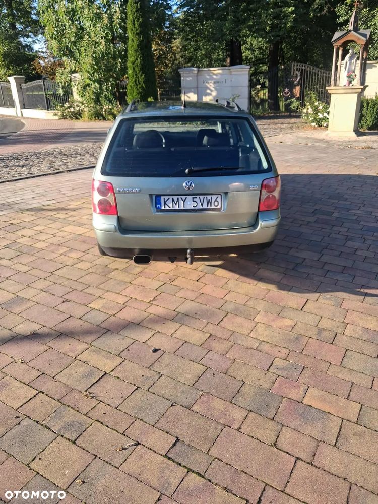 Volkswagen Passat 2.0 Comfortline - 5