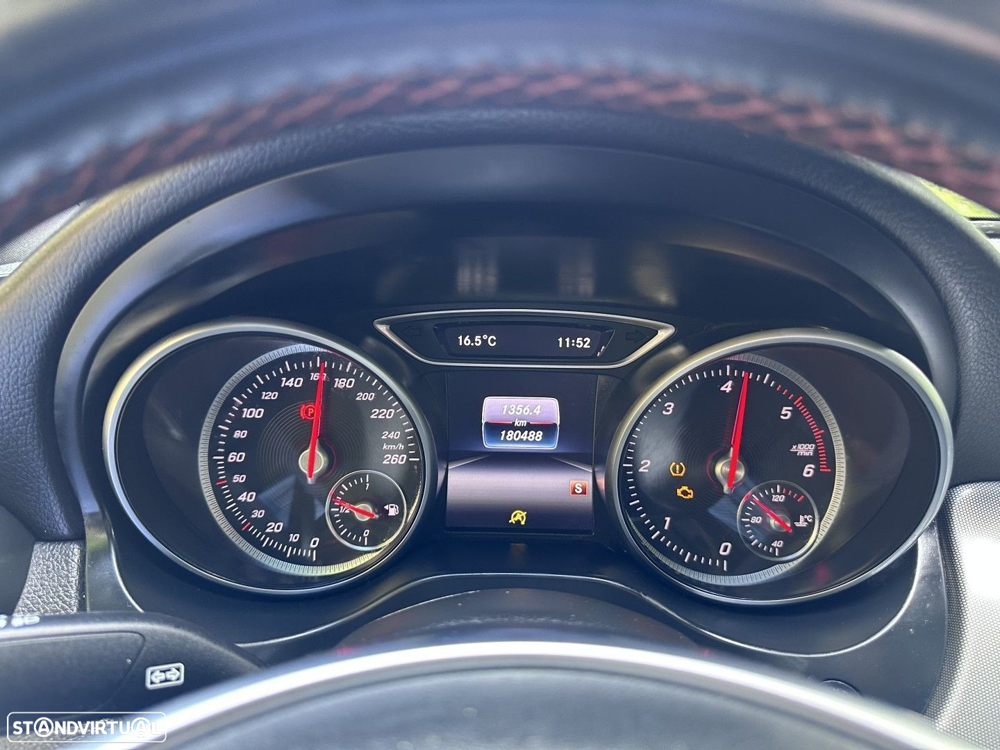 Mercedes-Benz CLA 200 d AMG Line - 39