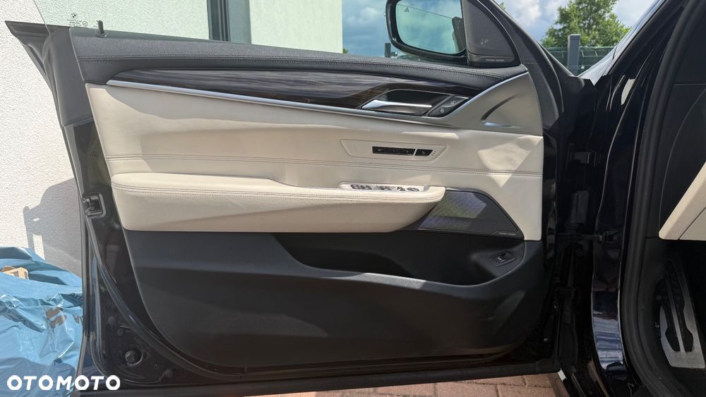 BMW 6GT 640i xDrive - 15