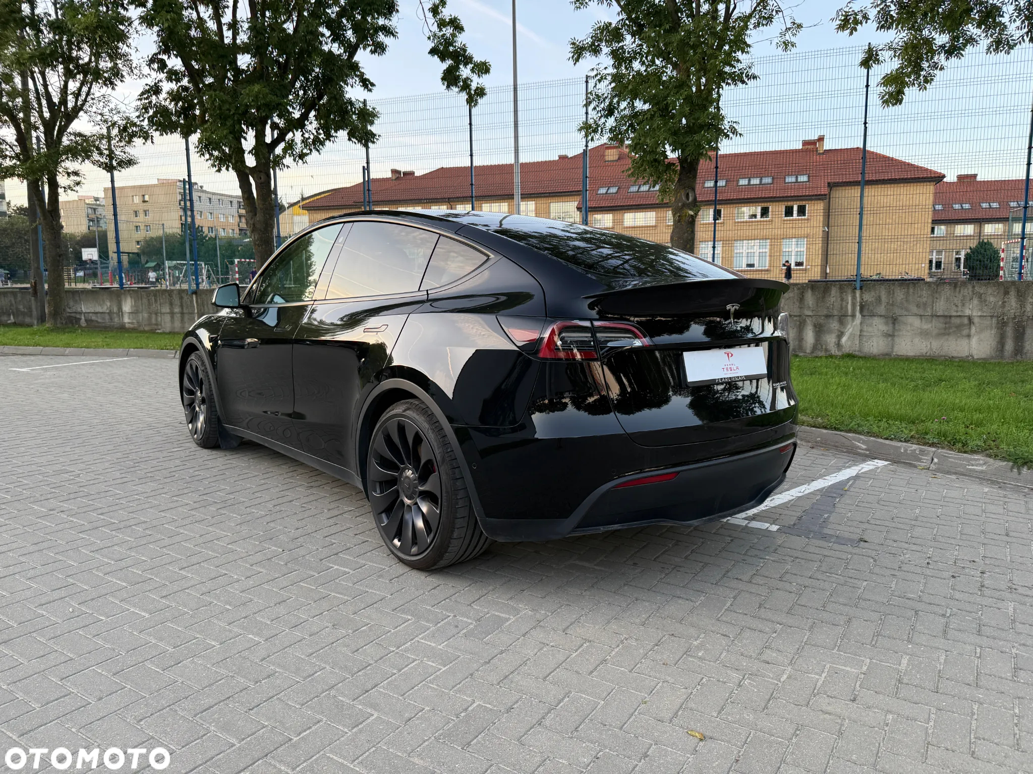 Tesla Y Performance AWD - 4