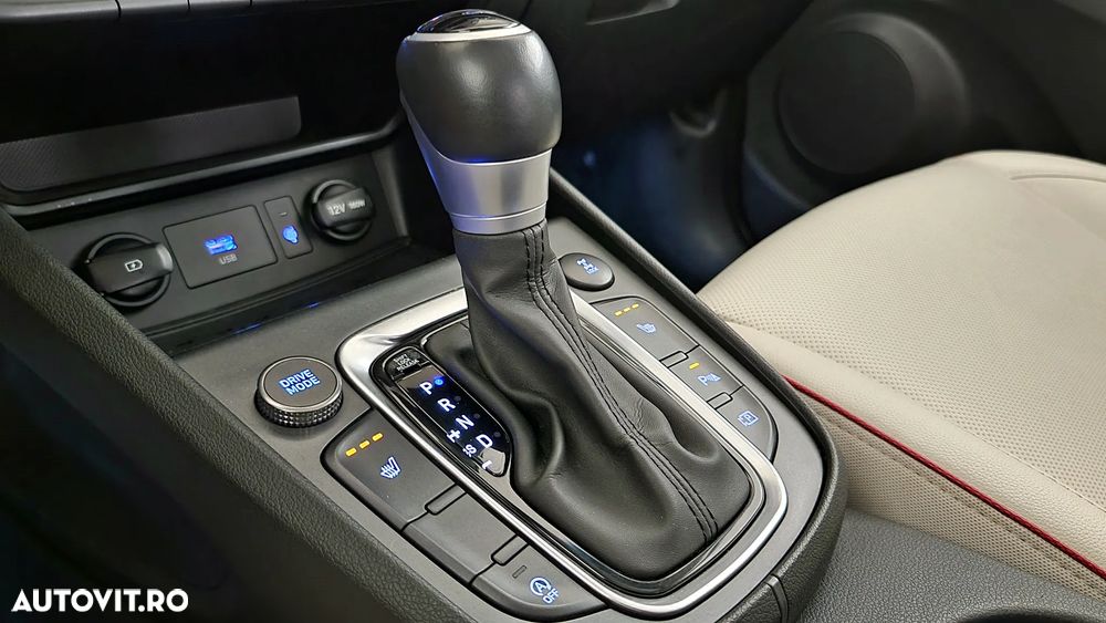 Hyundai KONA 1.6 CRDi DCT 4WD Premium - 21