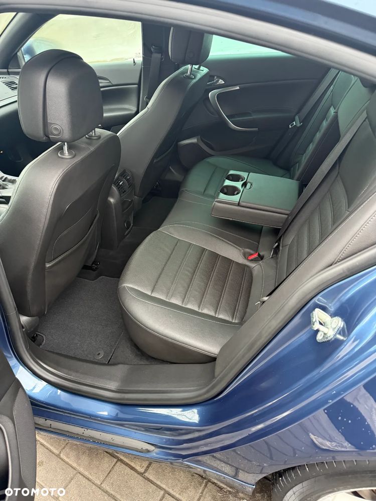 Opel Insignia - 19