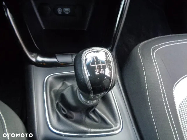 Kia Ceed 1.6 GDI ISG Dream-Team Edition - 22