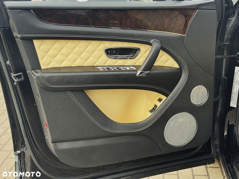 Bentley Bentayga - 8
