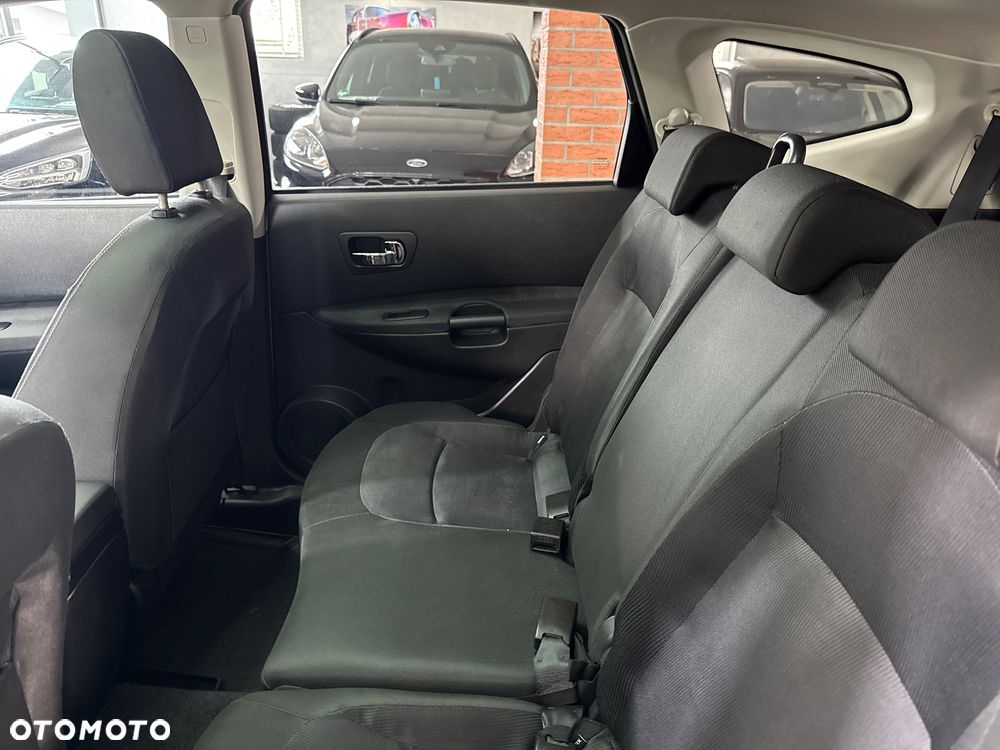 Nissan Qashqai 2.0 dCi DPF acenta - 14
