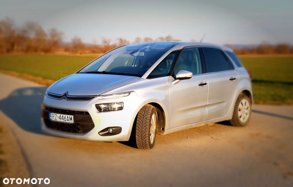 Citroën C4 Picasso 1.6 HDi FAP Exclusive - 6