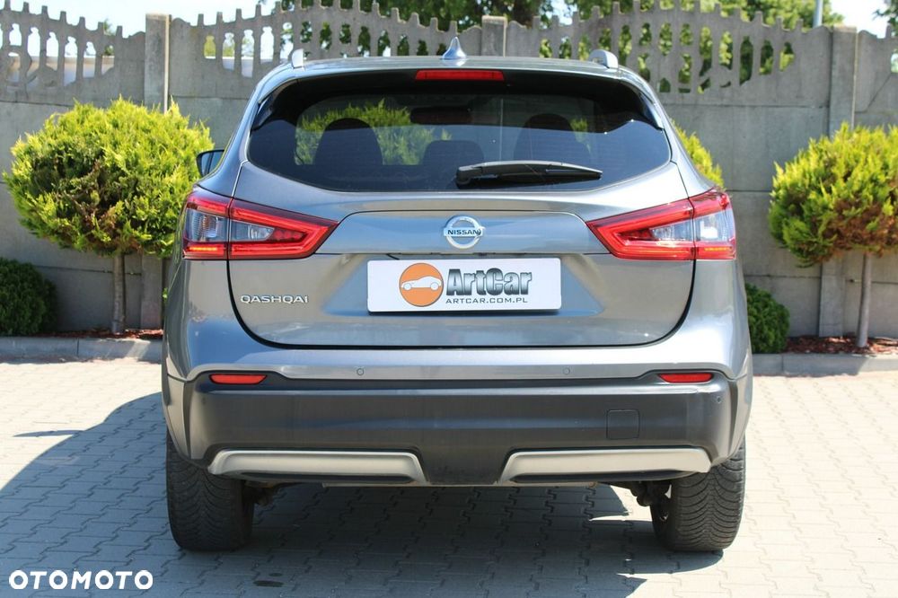Nissan Qashqai 1.3 DIG-T N-Connecta EU6d - 9