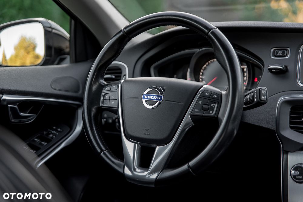 Volvo V40 D2 Ocean Race - 32