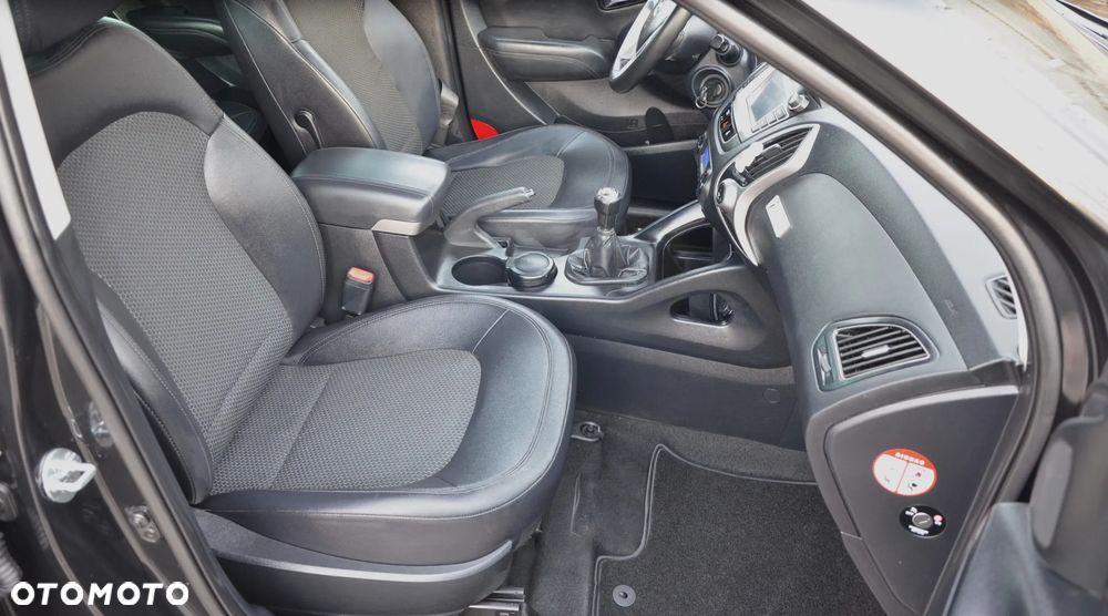 Hyundai ix35 - 18