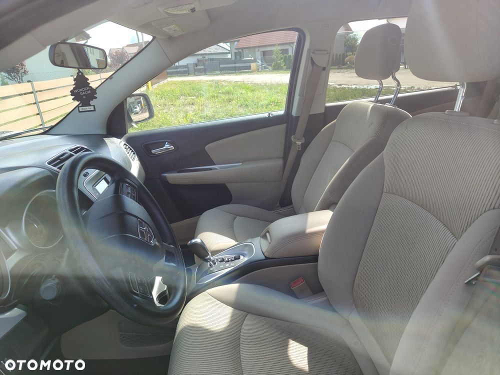 Dodge Journey 2.7 V6 R/T - 15