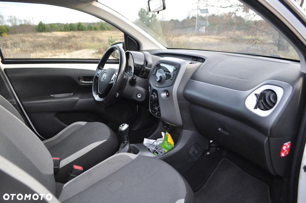 Toyota Aygo 1.0 VVT-i Color Edition - 15