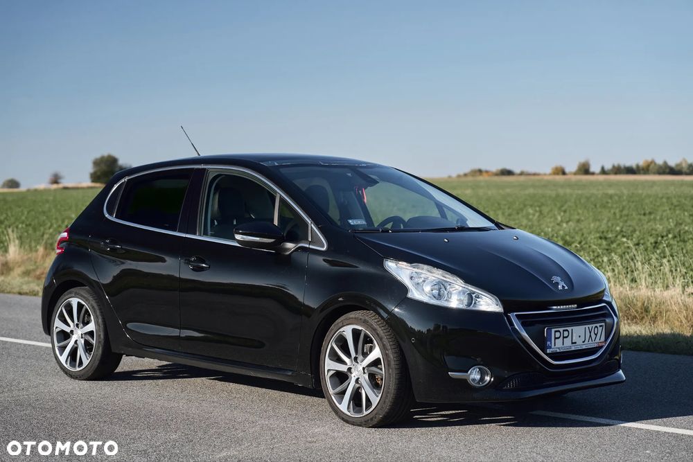 Peugeot 208 Blue-HDi 120 Stop&Start Allure - 1