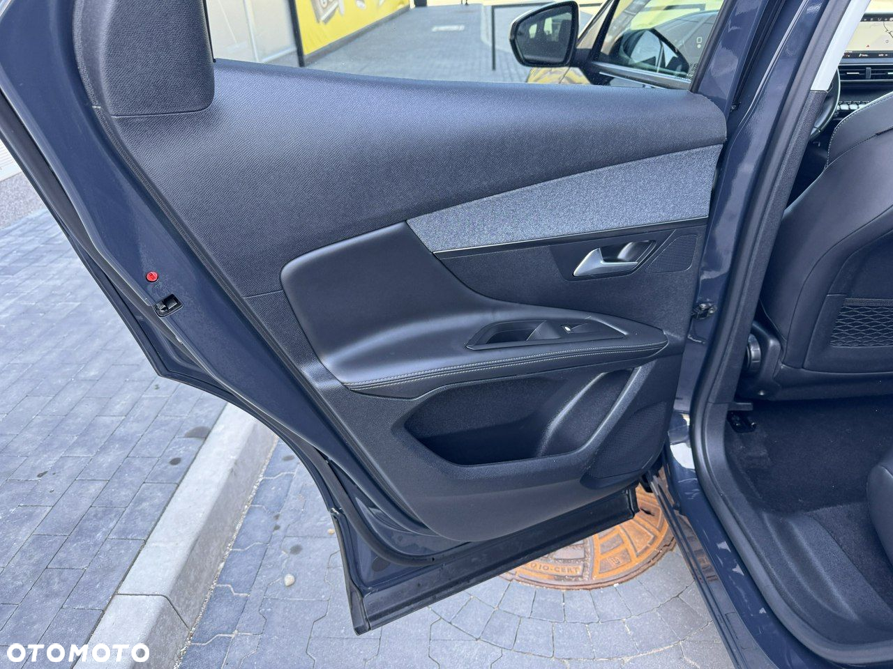 Peugeot 3008 PureTech 130 Stop & Start GPF Active - 30