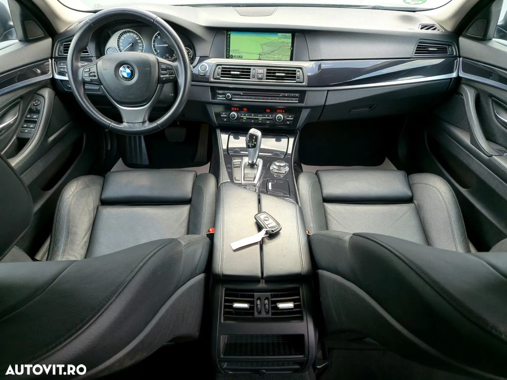 BMW Seria 5 525d Touring Aut. Luxury Line - 8