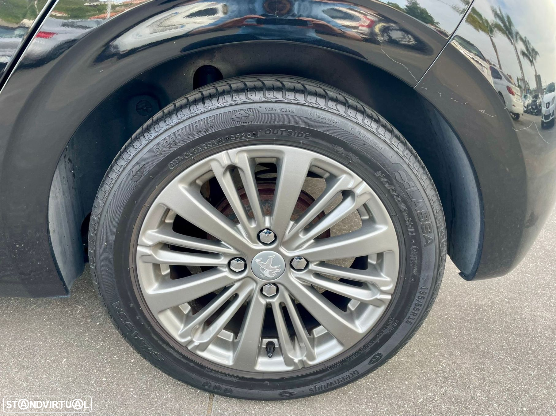 Peugeot 208 1.2 PureTech Style - 7