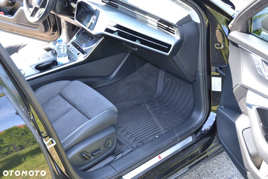 Audi A6 Avant 40 TDI quattro S tronic S line - 20