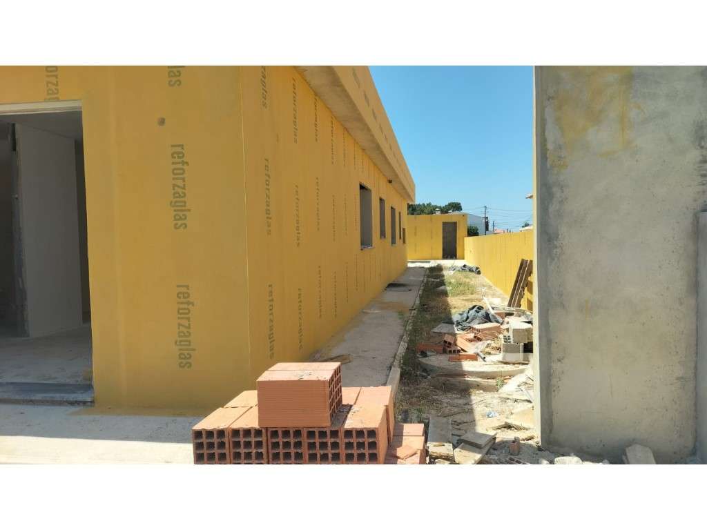 Moradia T5 de Luxo em construção com 270m2 - Grande imagem: 4/18