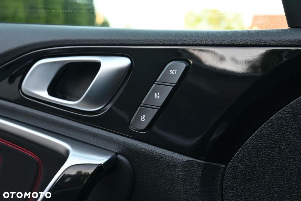 Kia ProCeed 1.6 T-GDI DCT7 OPF GT - 38